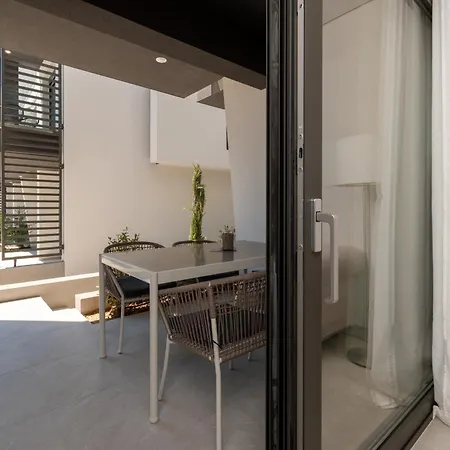Sithoniars Emerald Luxury Διαμέρισμα *